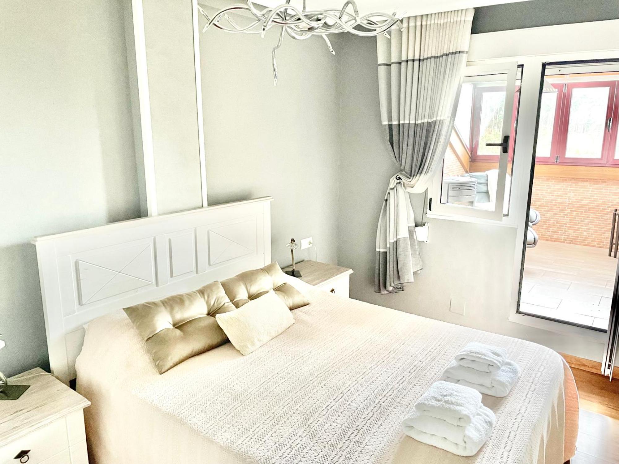 Apartmán Atico El Trasgu Raices Nuevo Exteriér fotografie